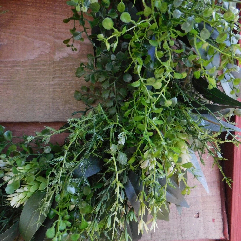 Artificial Year Round Greenery Wreath for Front Door Boxwood Classic Hops‎